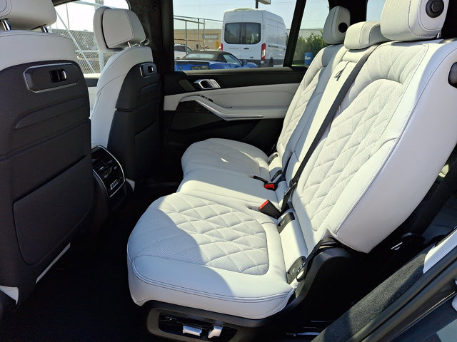 New 2026 BMW X7 xDrive40i image 5
