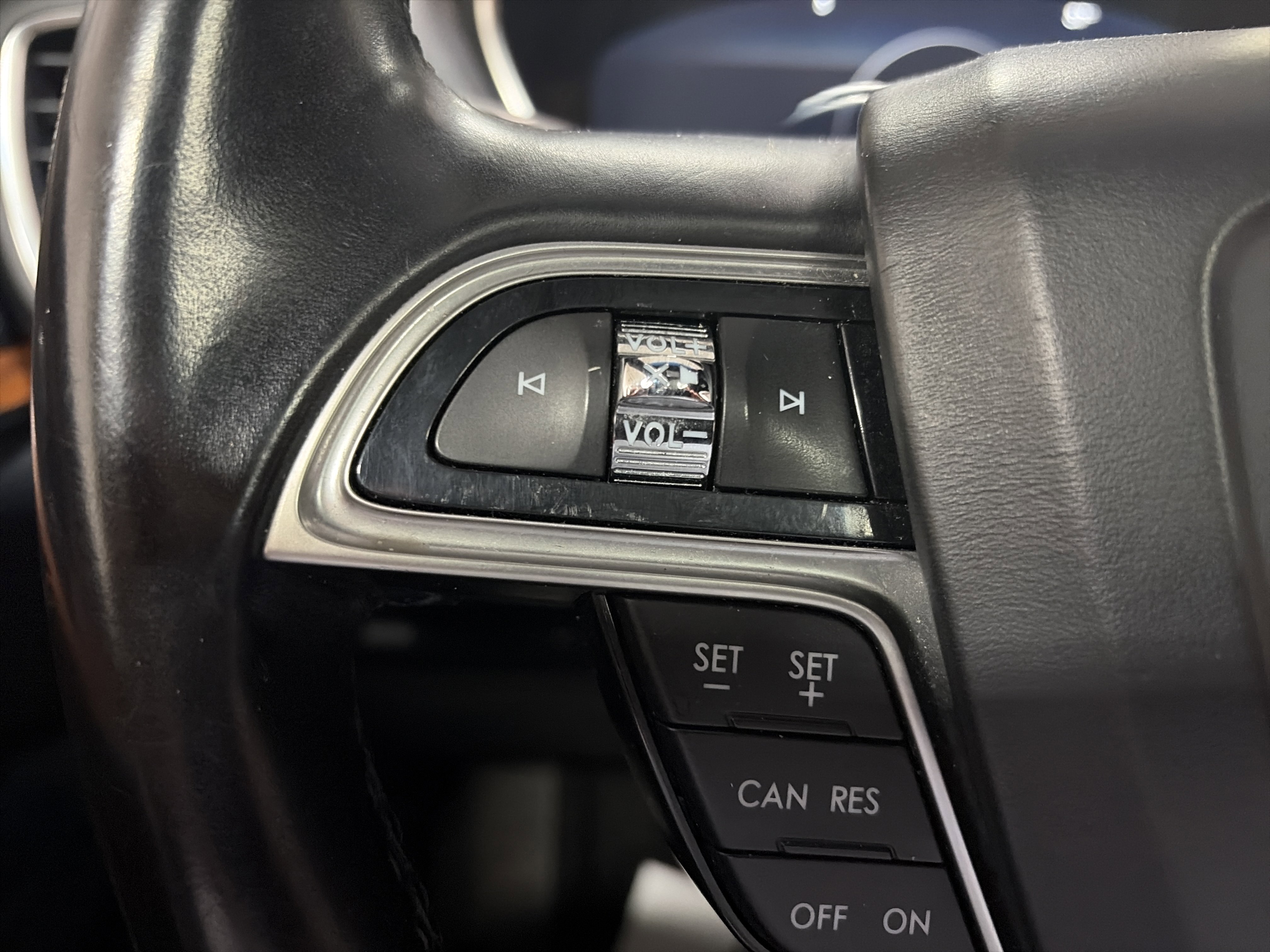 Used 2020 Lincoln Nautilus Reserve w/ Cargo Utility Package image 16