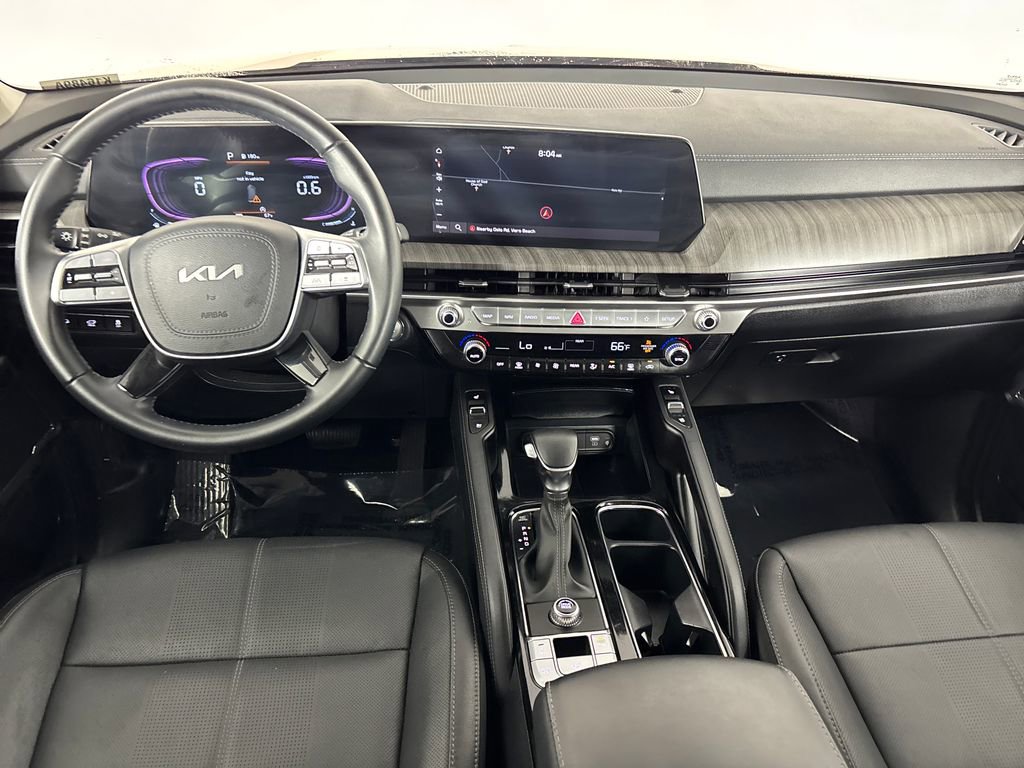 Used 2024 Kia Telluride EX w/ EX Captain's Chair Package image 30