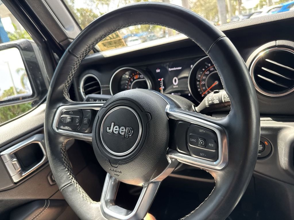Used 2019 Jeep Wrangler Unlimited Sahara AWD/4WD image 50