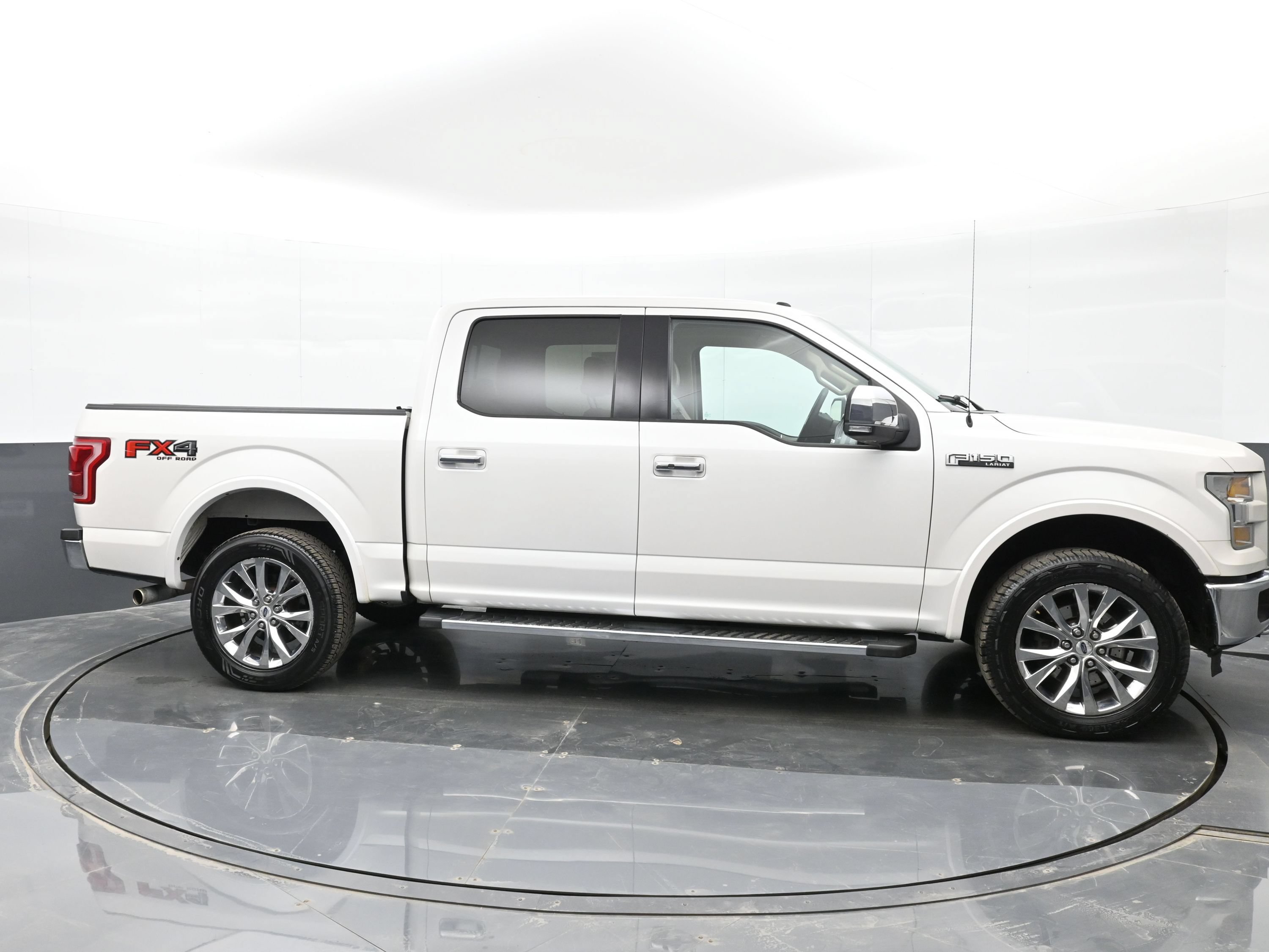 Used 2016 Ford F150 Lariat AWD/4WD image 7