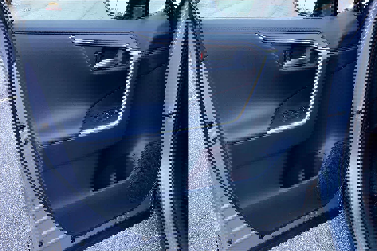 Used 2025 Toyota RAV4 XSE w/ Weather Package image 22