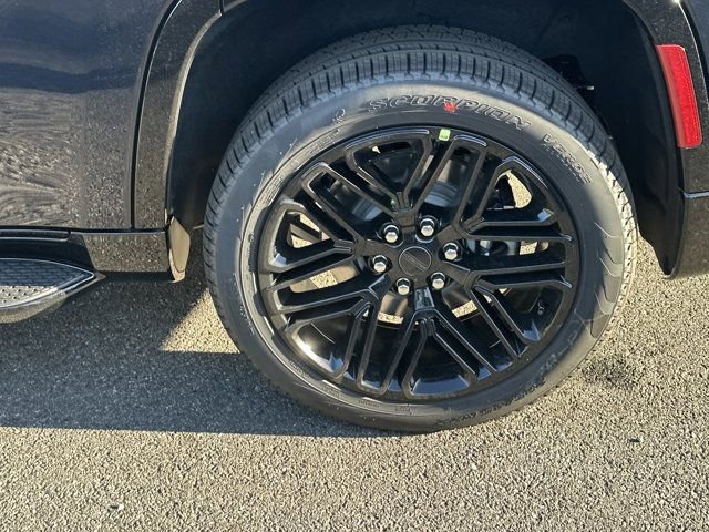 New 2025 Jeep Wagoneer Series II image 20