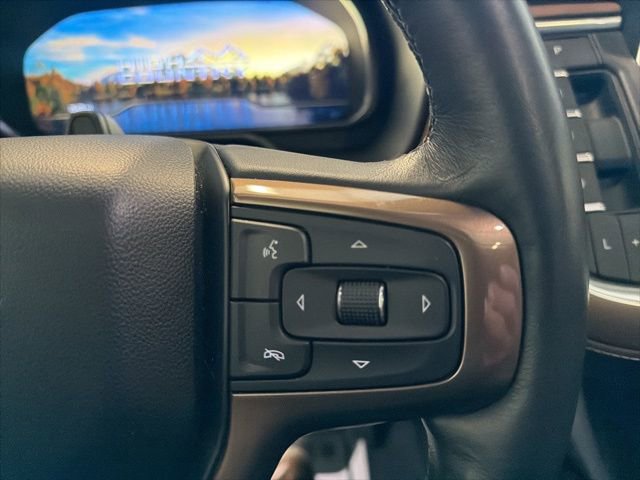 Used 2024 Chevrolet Suburban High Country w/ Advanced Technology Package image 38