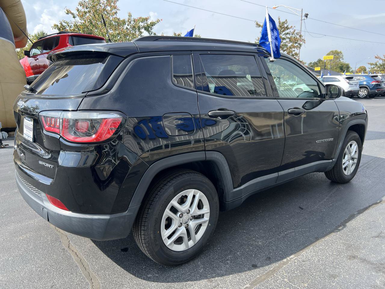 Used 2018 Jeep Compass Sport FWD image 6