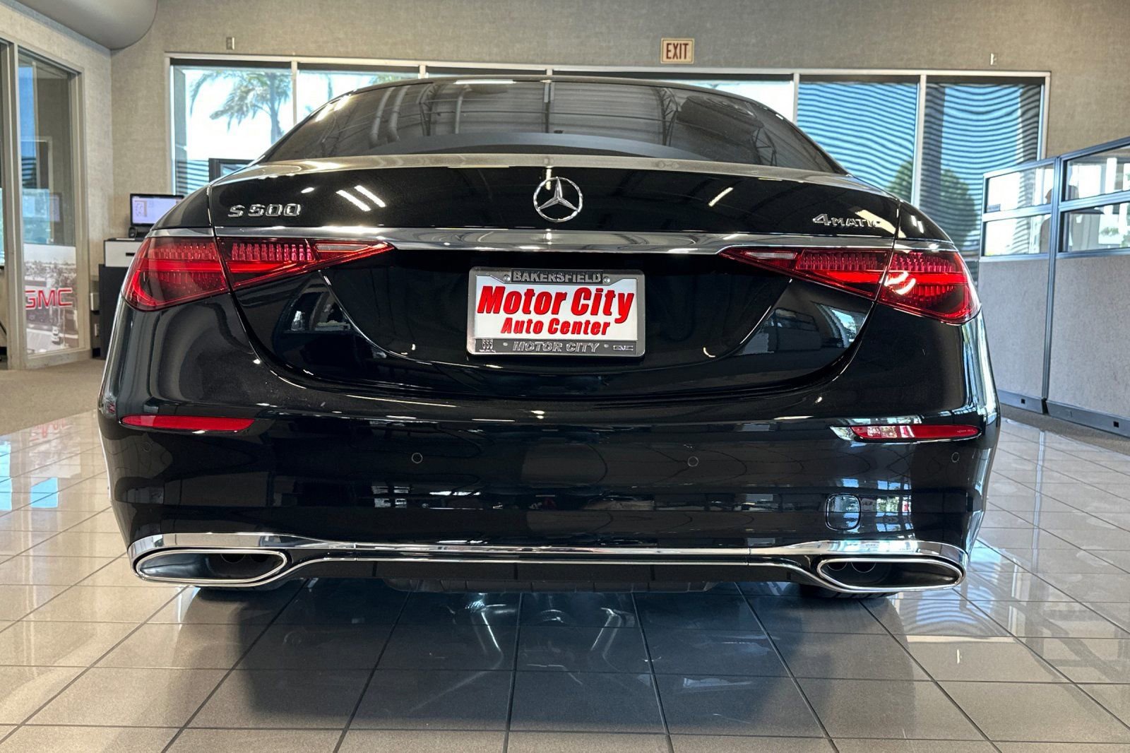 Used 2026 Mercedes-Benz S 500 4MATIC image 5
