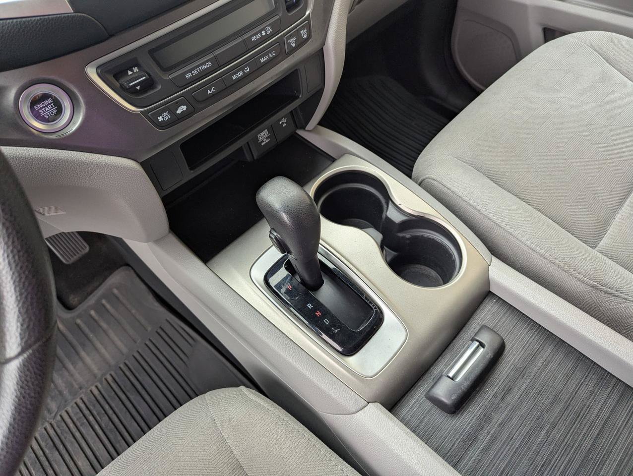 Used 2019 Honda Pilot LX image 19
