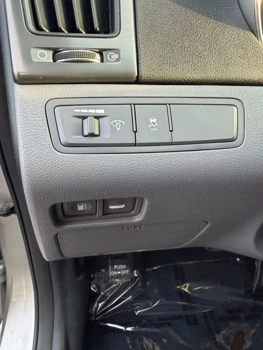 Used 2013 Hyundai Sonata Limited image 27