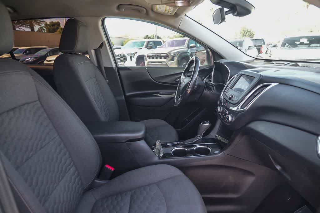 Used 2021 Chevrolet Equinox LT FWD image 16