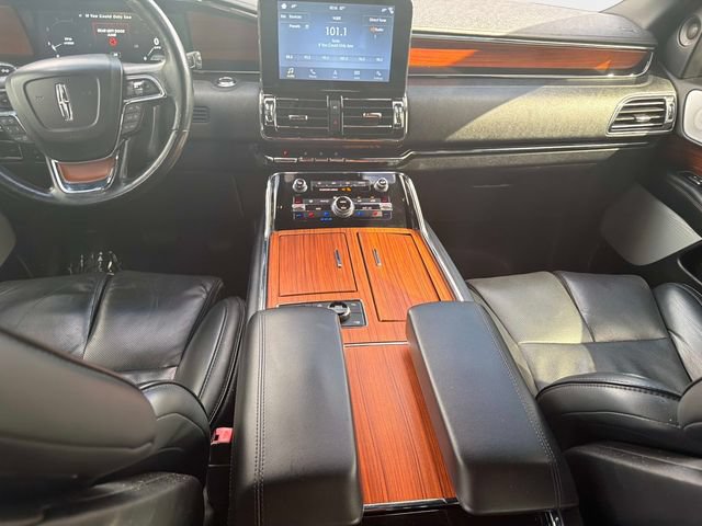 Used 2019 Lincoln Navigator Reserve w/ Cargo Package AWD/4WD image 13