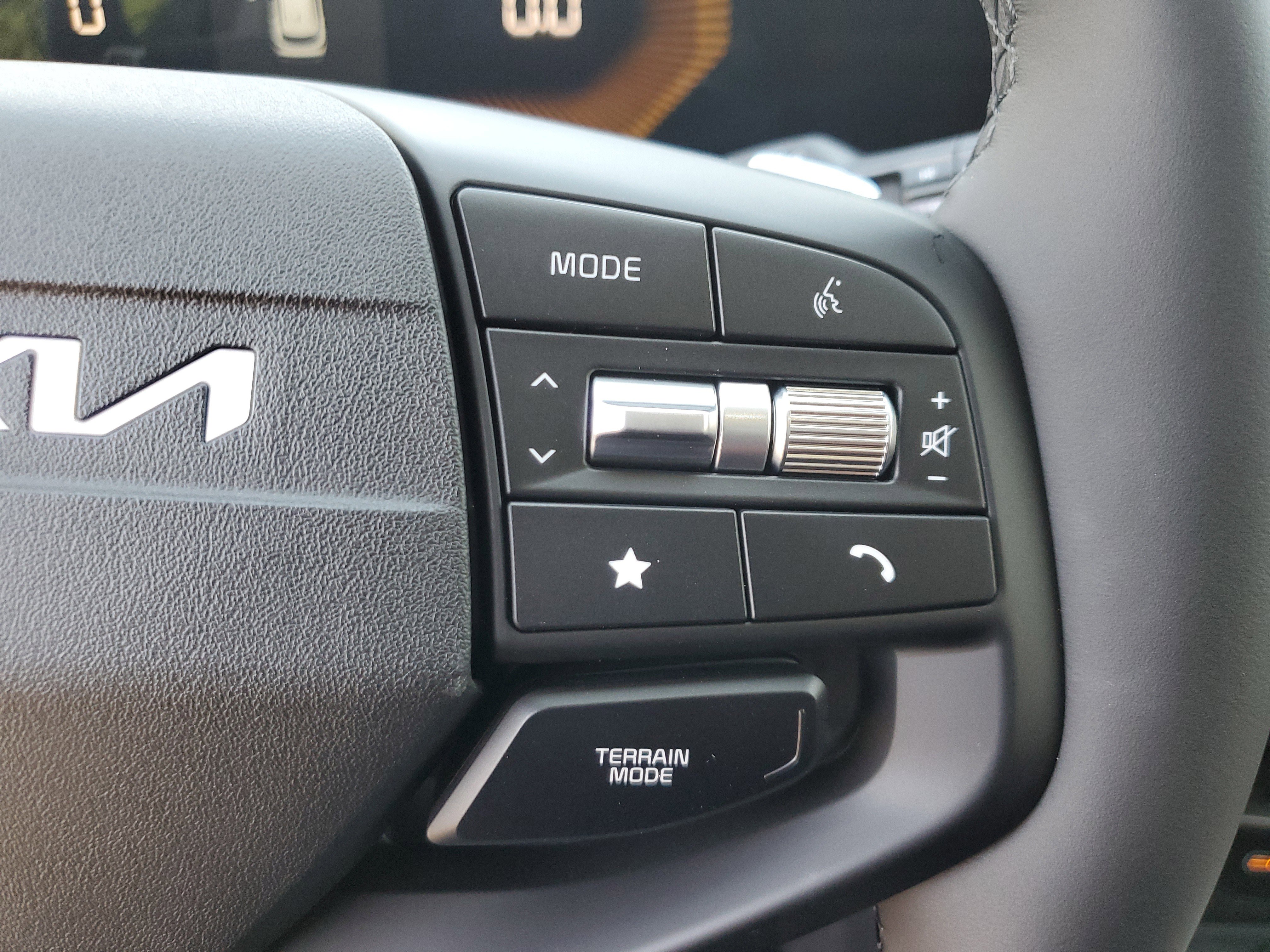 New 2026 Kia Sportage EX image 28