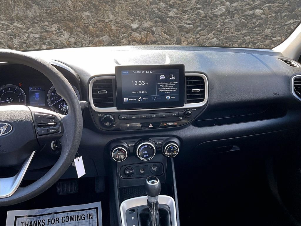 Used 2020 Hyundai Venue SEL image 6