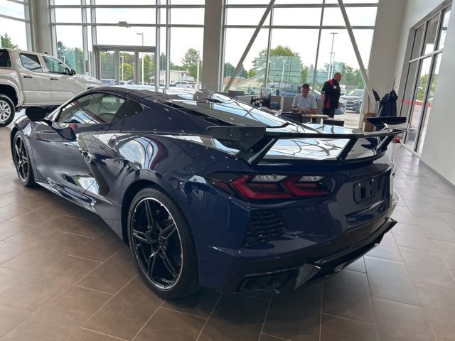 Used 2025 Chevrolet Corvette Stingray Preferred Cpe w/ Z51 Performance Package RWD image 4
