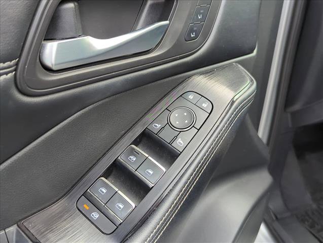 Used 2023 Nissan Rogue SL w/ SL Premium Package image 11