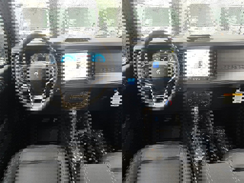 New 2025 Ford Bronco Big Bend w/ Black Diamond Package image 10