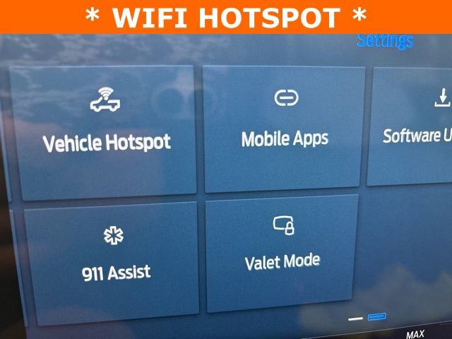 New 2025 Ford Maverick XLT w/ XLT Luxury Package image 12