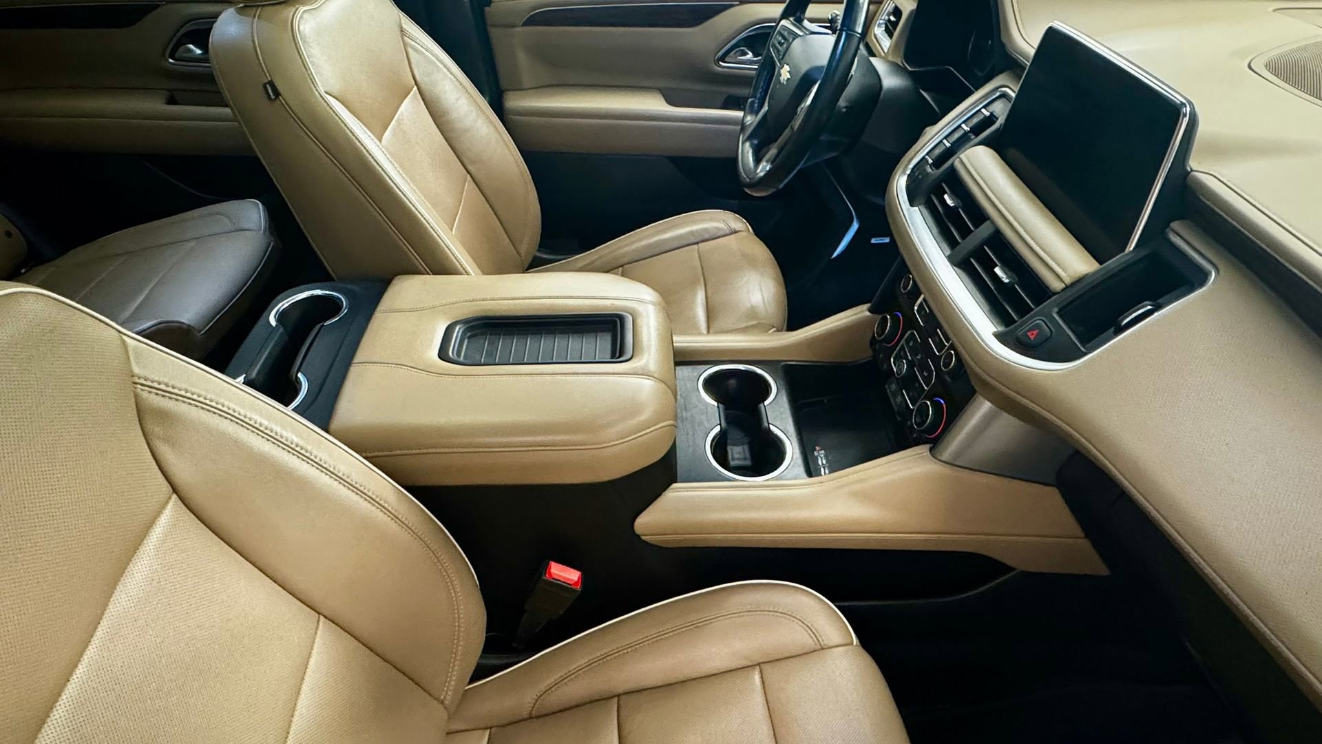 Used 2021 Chevrolet Tahoe Premier w/ Premium Package RWD image 10