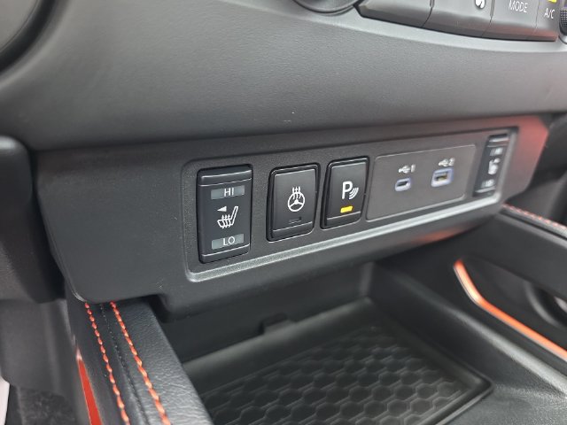 Certified 2023 Nissan Frontier PRO-4X w/ Pro-4X Premium Package AWD/4WD image 33