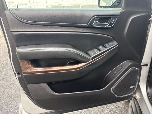 Used 2017 Chevrolet Suburban LT AWD/4WD image 14