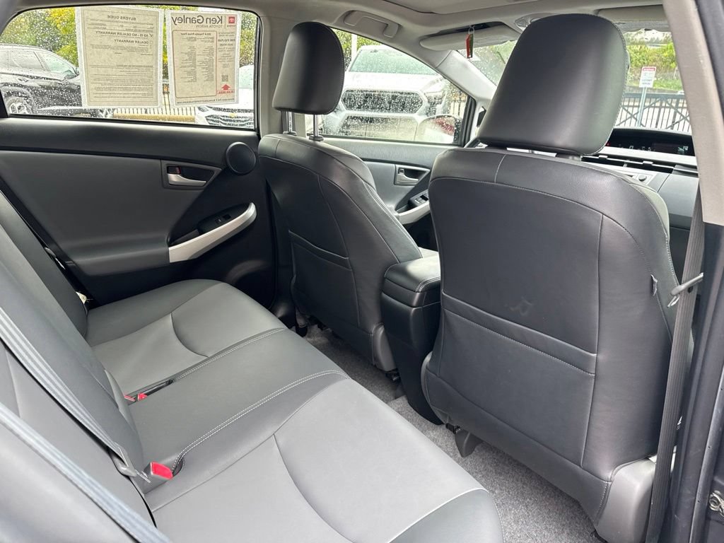 Used 2014 Toyota Prius Four w/ Solar Roof Package FWD image 33