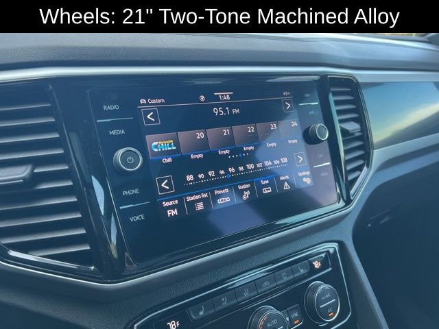 Used 2021 Volkswagen Atlas Cross Sport SEL Premium image 16