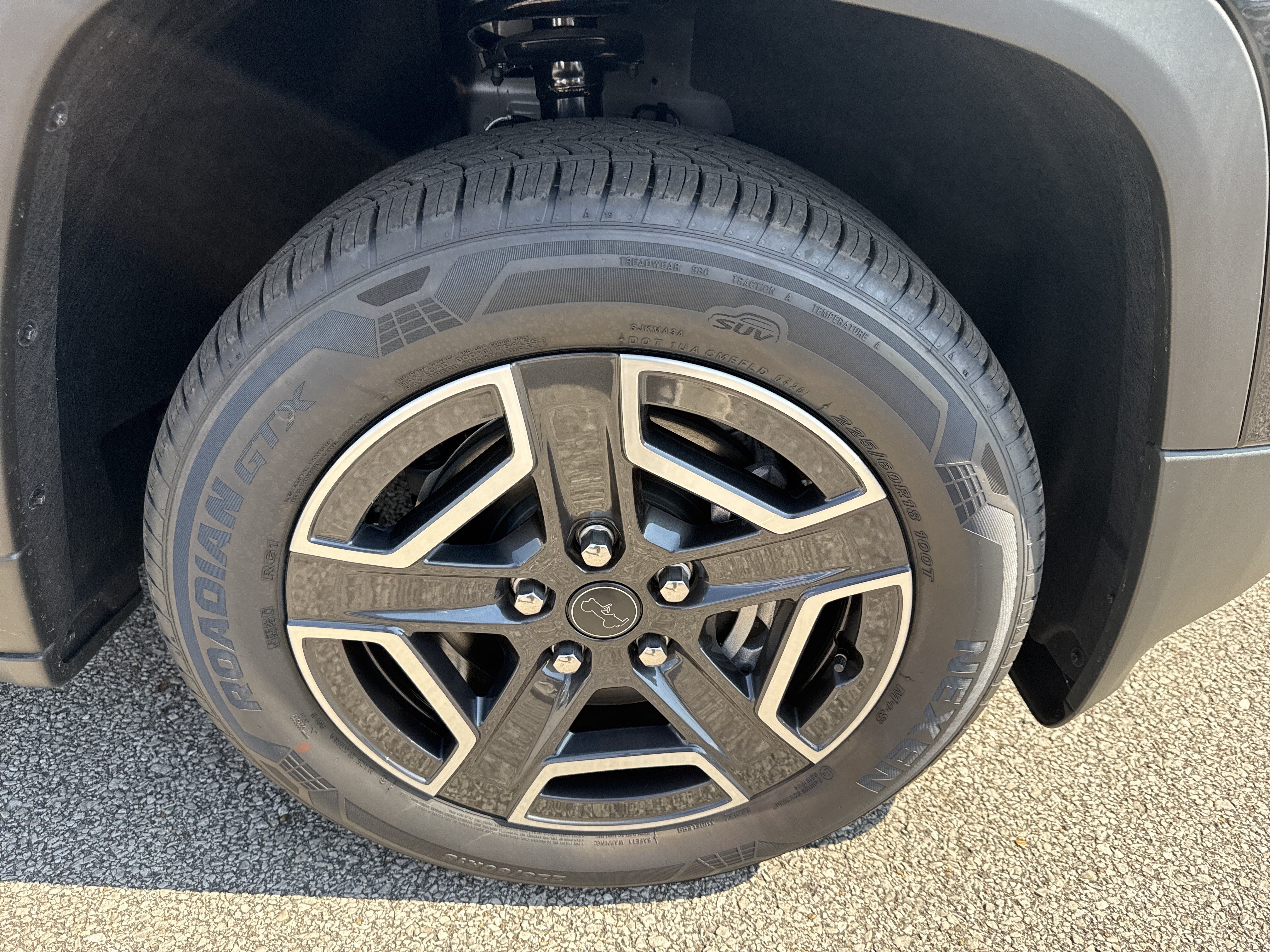 New 2026 Jeep Cherokee Limited AWD/4WD image 12