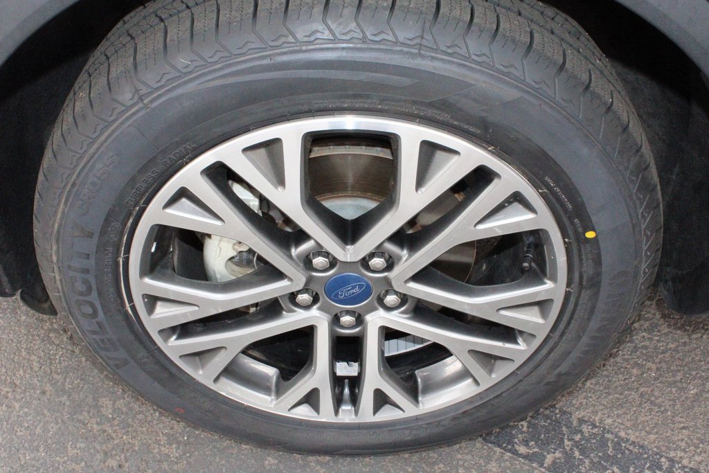 Used 2022 Ford Escape SEL image 57