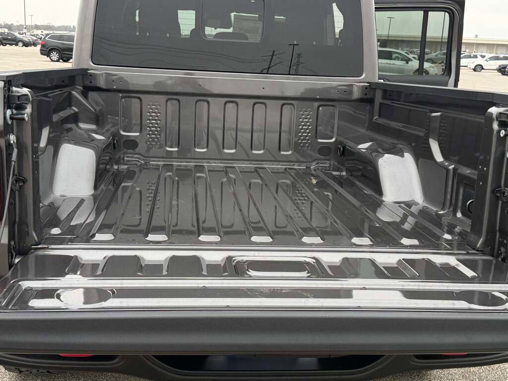 New 2026 Jeep Gladiator Rubicon image 28