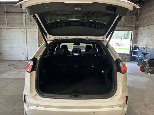 Certified 2023 Ford Edge ST-Line AWD/4WD image 25
