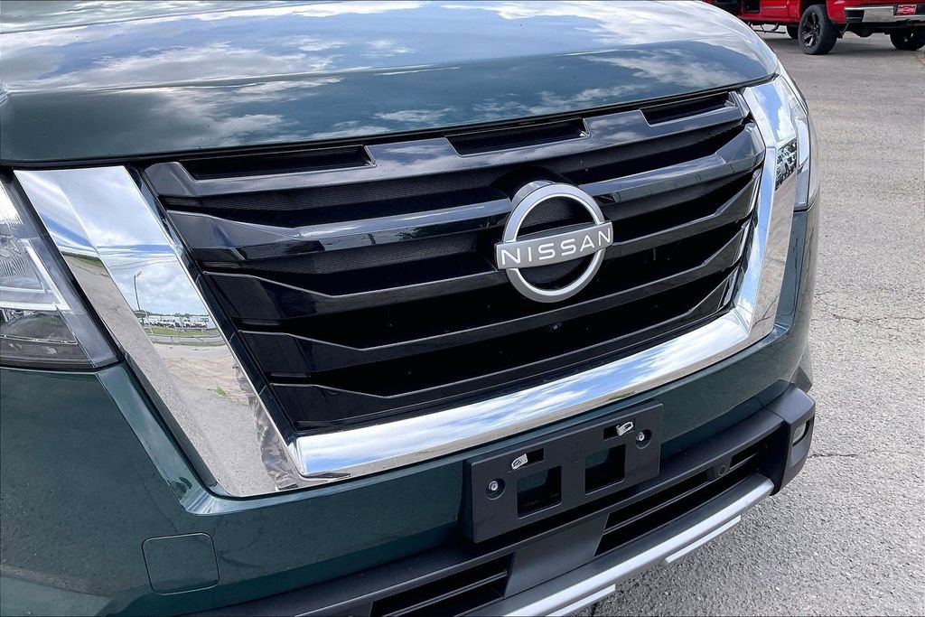 Used 2024 Nissan Pathfinder SL w/ SL Premium Package image 34