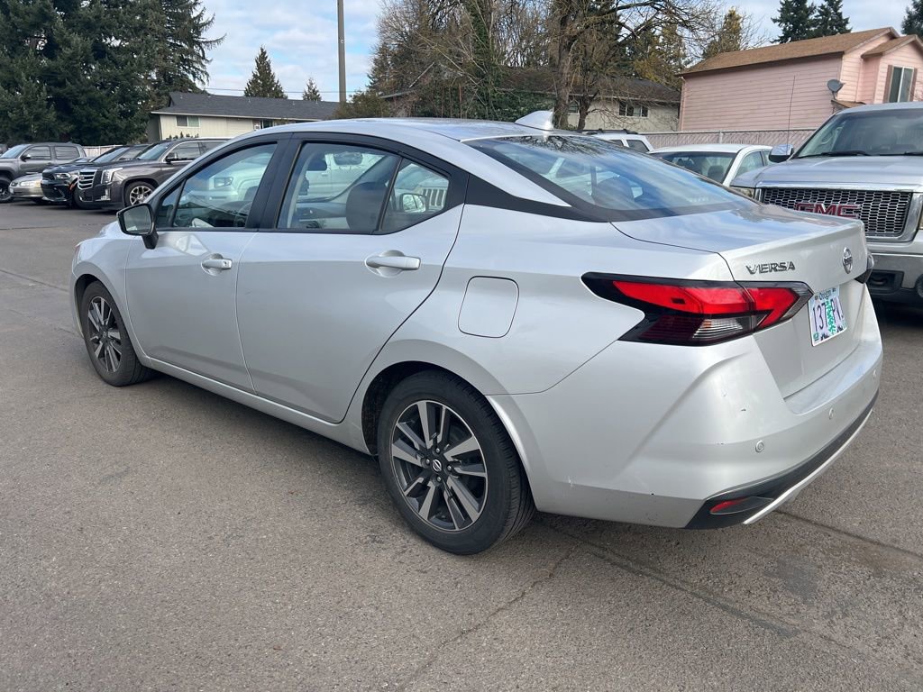 Used 2021 Nissan Versa SV image 6