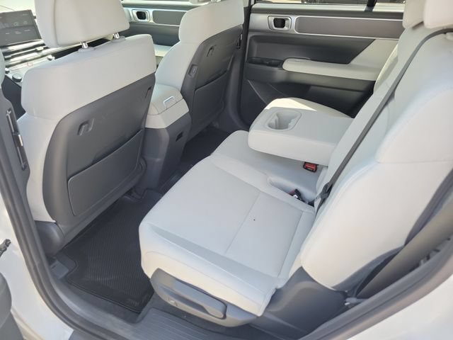 New 2027 Hyundai Santa Fe SE FWD image 23