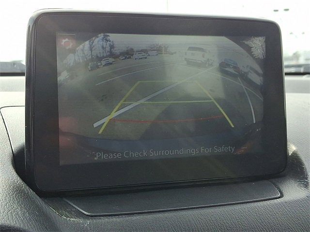 Used 2019 Toyota Yaris LE image 17