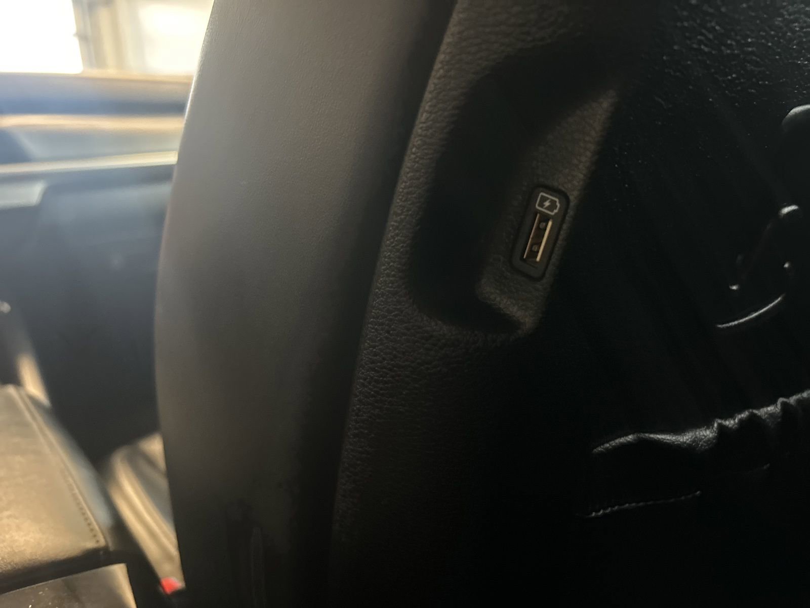 Used 2020 Kia Telluride S image 18