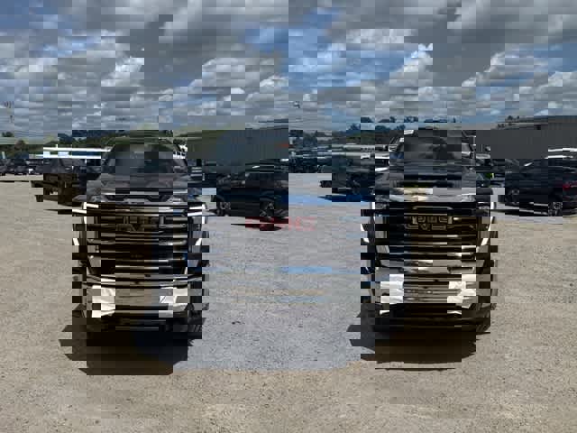 New 2026 GMC Sierra 2500 SLT w/ SLT Premium Package image 2