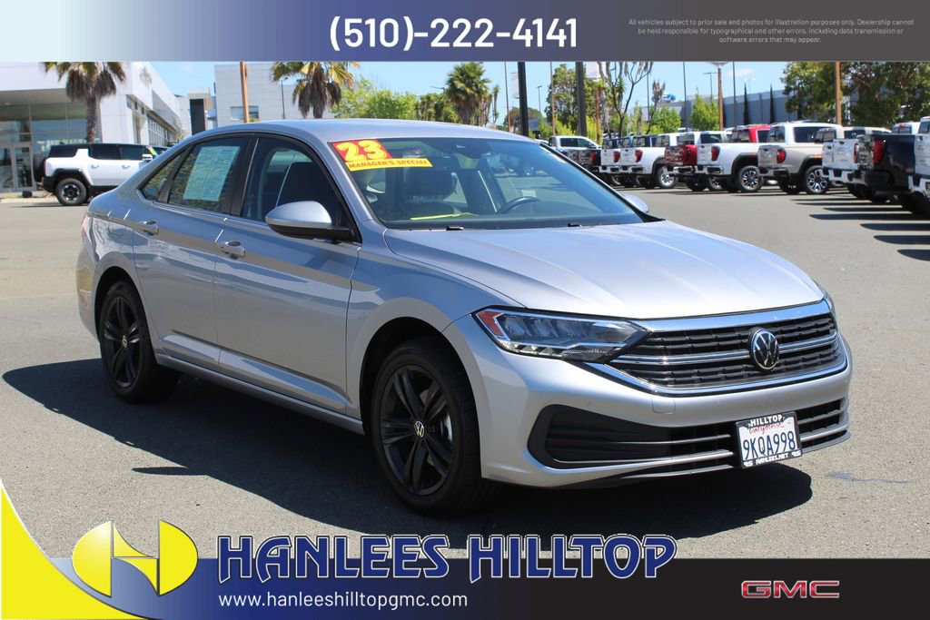 Used 2023 Volkswagen Jetta SE FWD image 5