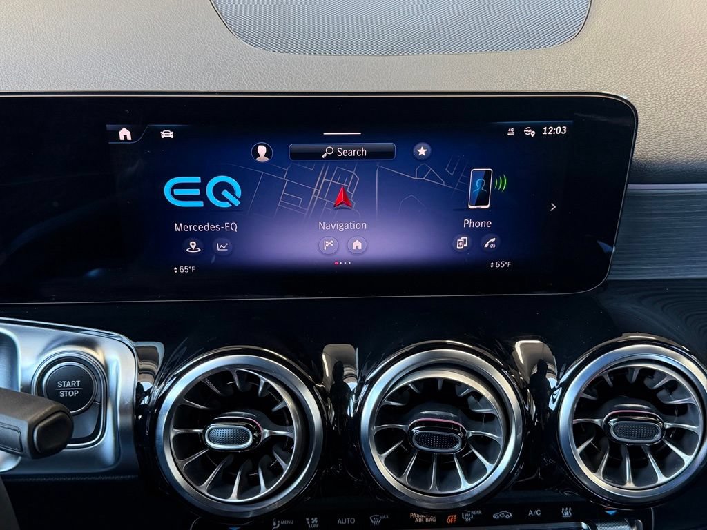 Used 2025 Mercedes-Benz EQB 300 4MATIC image 15