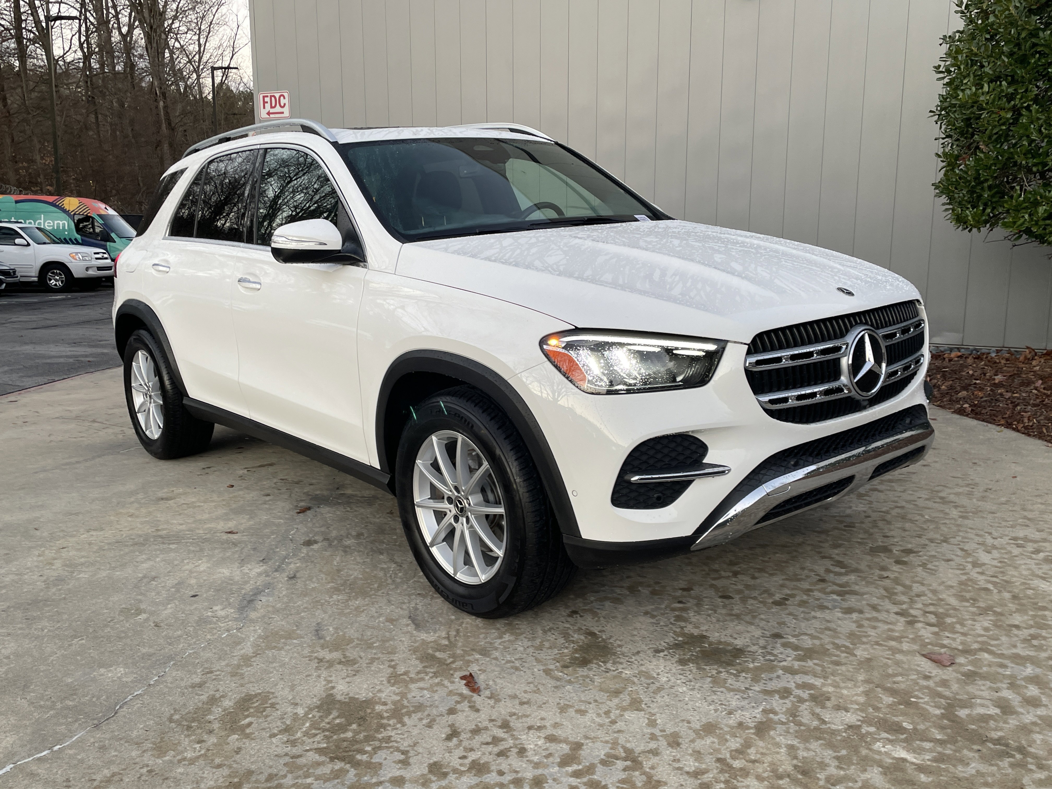 Certified 2024 Mercedes-Benz GLE 350 4MATIC image 4