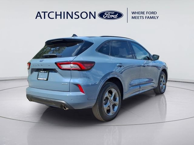 Certified 2024 Ford Escape ST-Line w/ Tech Pack #1 AWD/4WD image 5