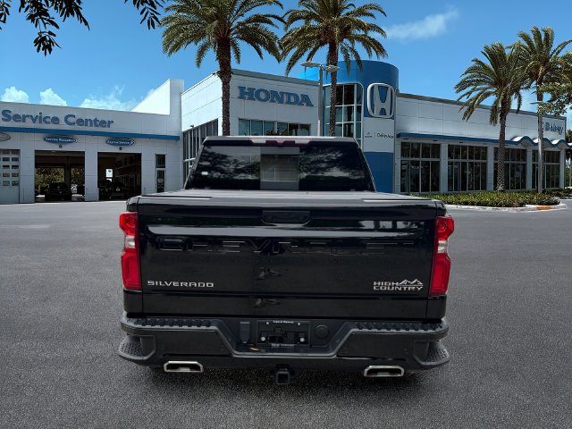 Used 2024 Chevrolet Silverado 1500 High Country AWD/4WD image 7