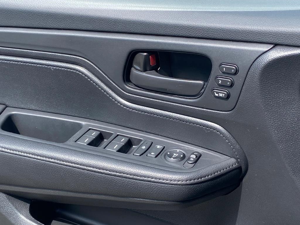 Used 2024 Honda Odyssey EX-L image 15