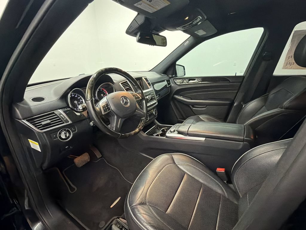 Used 2013 Mercedes-Benz ML 550 4MATIC image 30