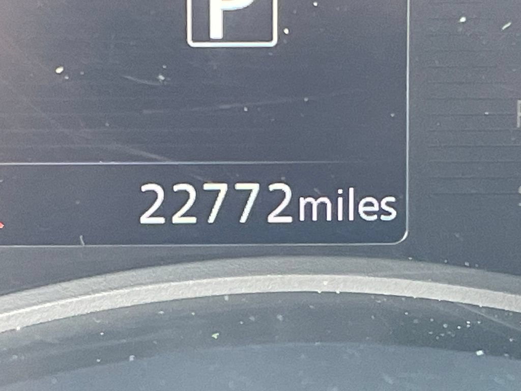 Certified 2024 Nissan Kicks SR w/ SR Premium Package FWD image 16