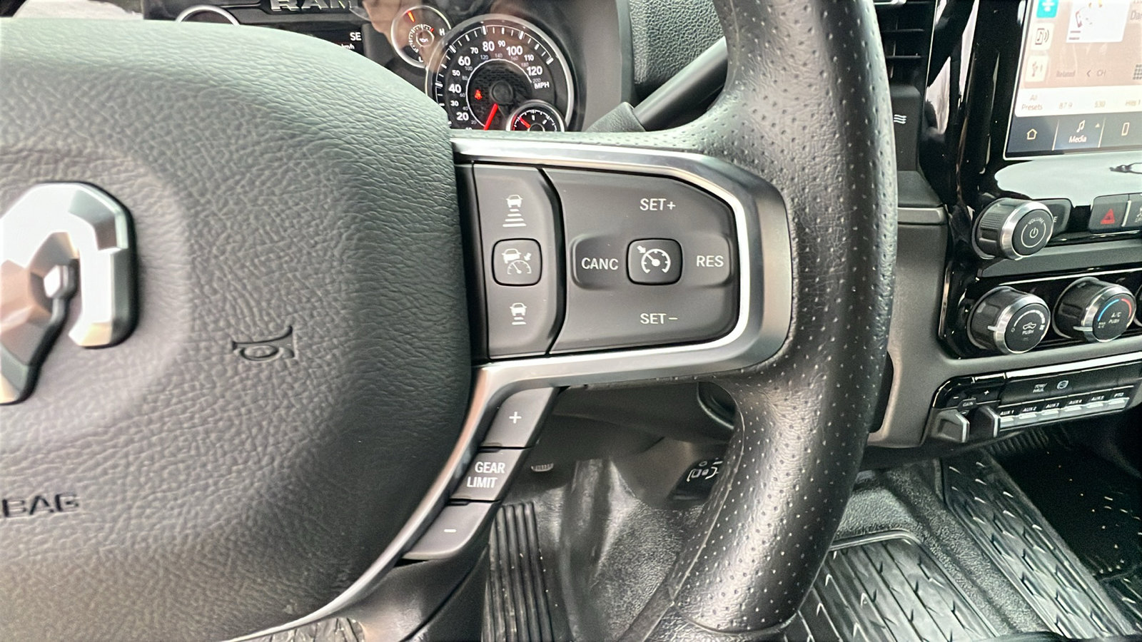 New 2026 RAM 3500 Tradesman w/ Chrome Appearance Group A AWD/4WD image 23