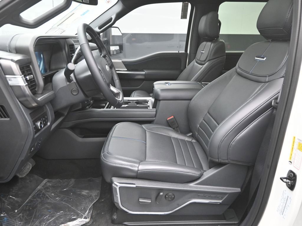 New 2026 Ford F250 Platinum w/ FX4 Off-Road Package image 18