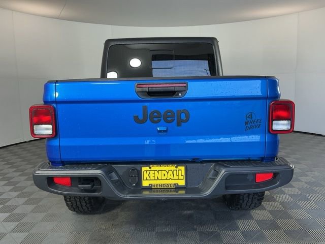 Used 2022 Jeep Gladiator Willys image 5