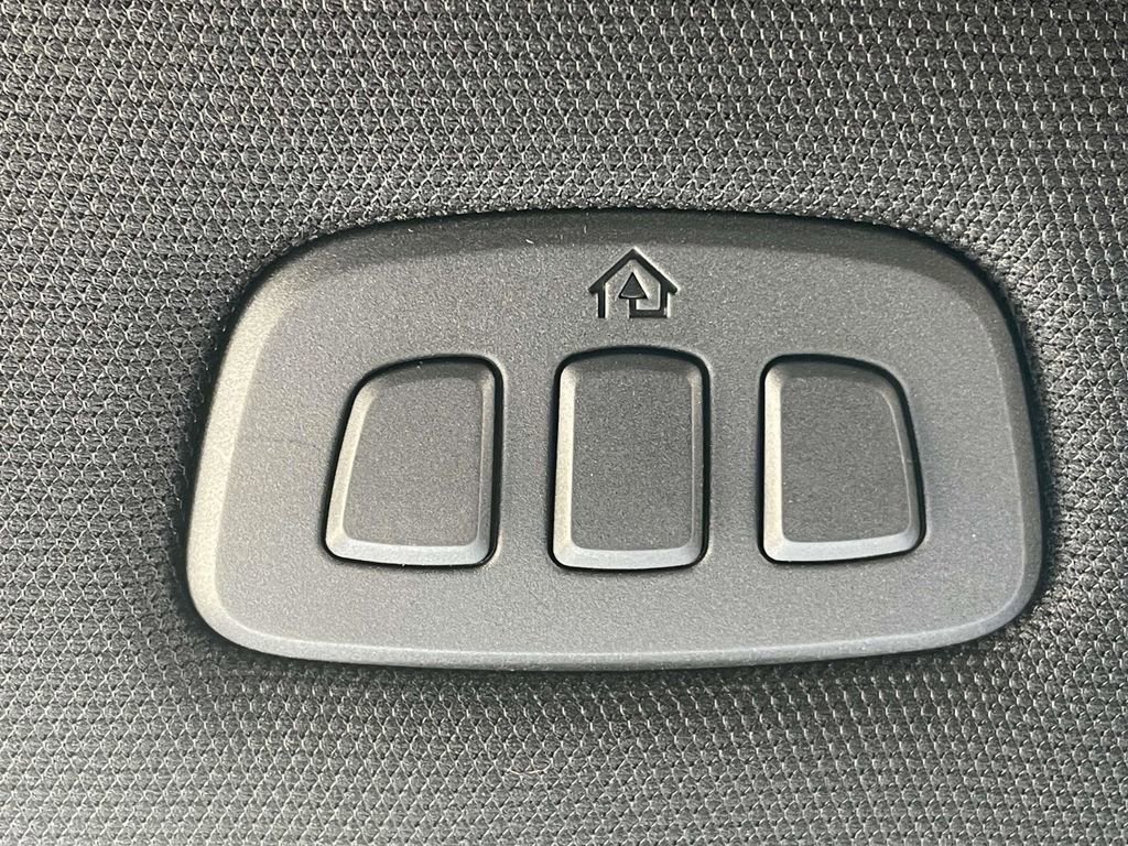 New 2025 Ford F150 Lariat w/ Equipment Group 501A Mid image 29