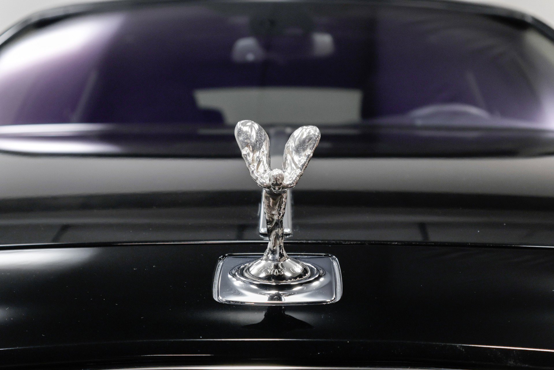 Used 2011 Rolls-Royce Ghost image 31