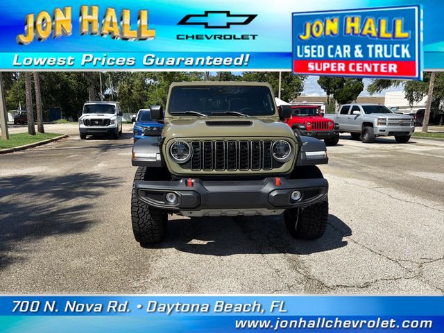 Used 2025 Jeep Gladiator Mojave w/ Convenience Group AWD/4WD image 18