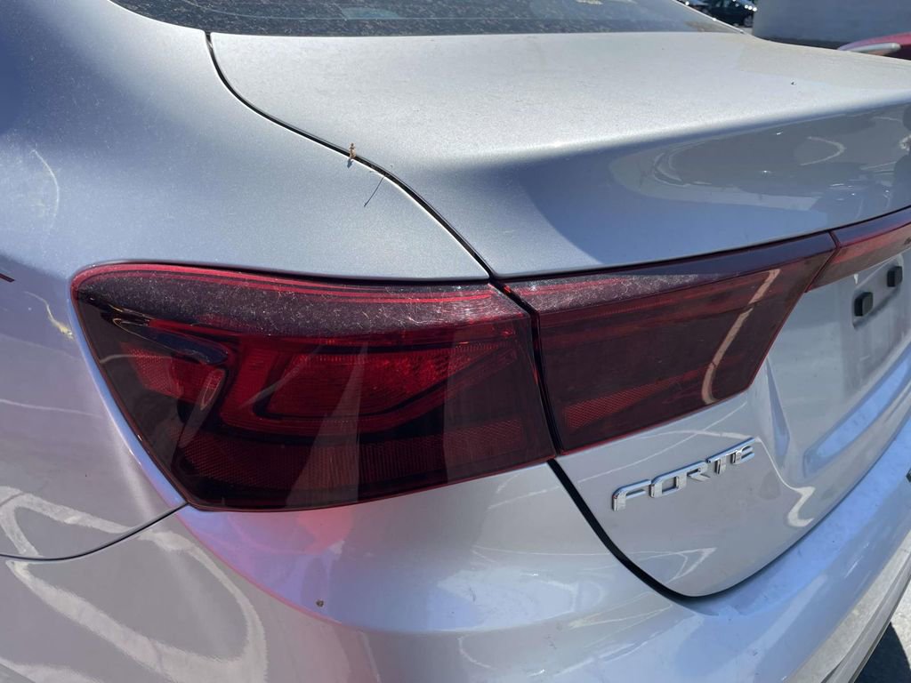 Used 2020 Kia Forte LXS image 21